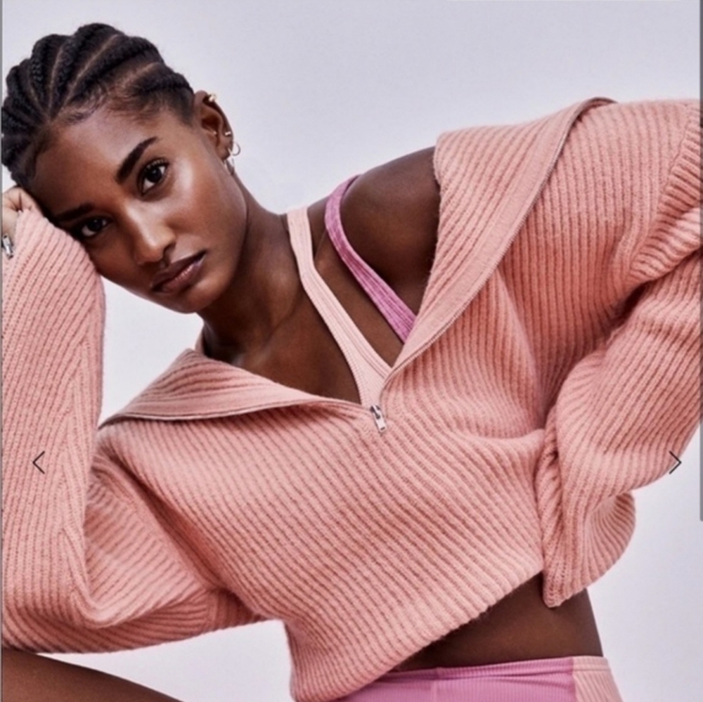 NWT For Love & Lemons Ryan Zipper Turtleneck Sweater Ribbed Knit Salmon Pink M